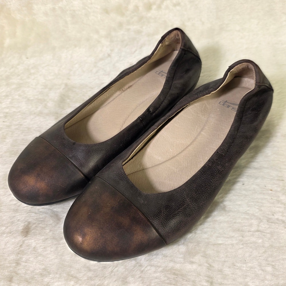 Dansko Ballet Flats Micro Wedge Brown Cap Toe Leather Womens 37 6 Excellent